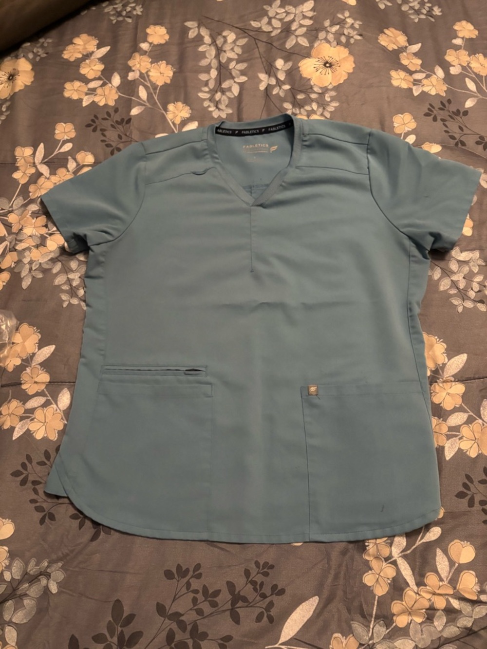 Fabletics Light Teal Scrub top and jogger bottom both Large